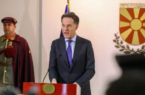 Руте: НАТО не е вклучен во последните случувања на Блискиот Исток, но ќе го одбрани секој дел од својата територија