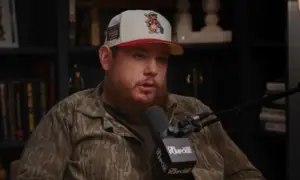 ВИДЕО | Исповед на Лук Комбс за менталното здравје: „Борбата со ОКП е исцрпувачка битка со самиот себе“