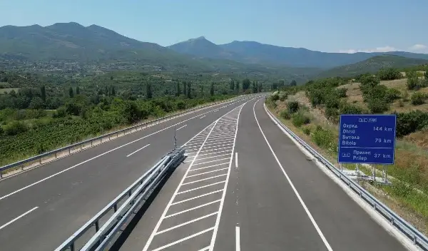 Сообраќајот по суви коловози и без застои