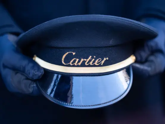 Луксузните акции паѓаат поради кризата на Блискиот Исток - дали треба да купувате?