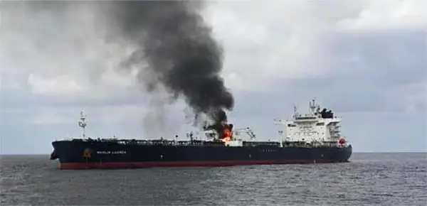 Иранската војска тврди: Погоден американски танкер во Персискиот Залив