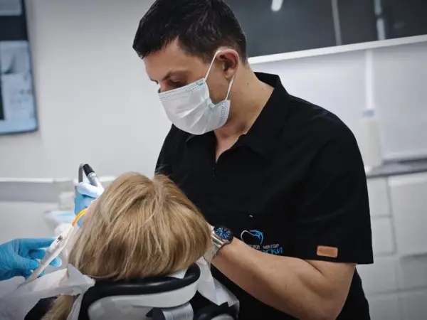 Д-р Баткоски“ прв во Македонија воведува плазма активација на импланти за побрзо заздравување