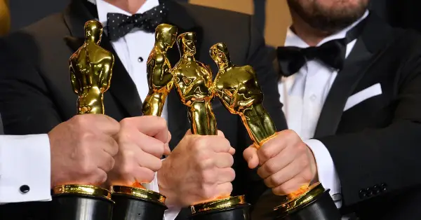 Сѐ се менува во трката за Оскарите: еве ги најновите фаворити